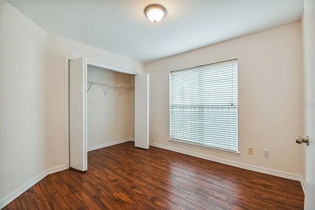 Building Photo - 4008 Palmetto Palm Ct