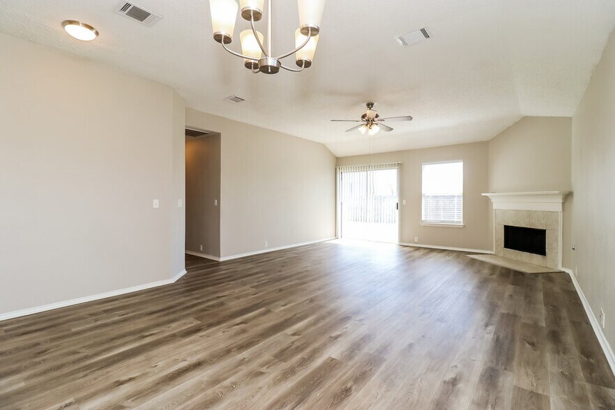 Building Photo - 1406 Kilkenny Dr