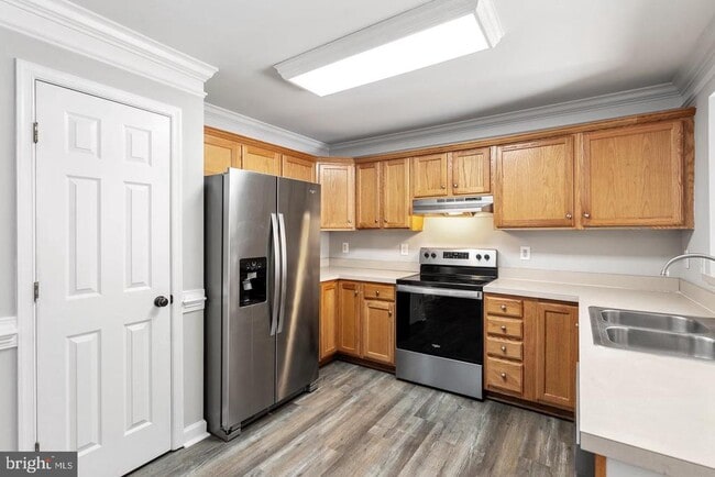 Building Photo - 853 Gallows Ct