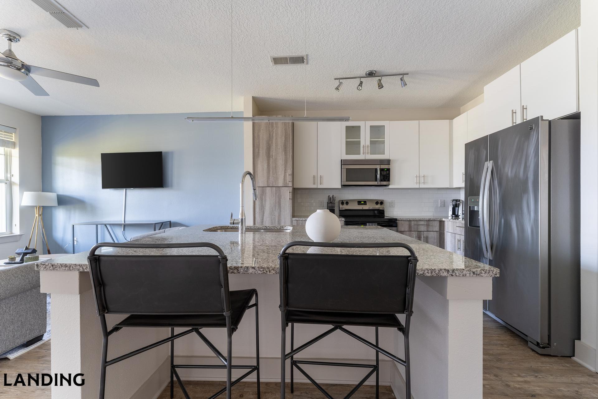 Building Photo - 655 W Marina Cove Dr