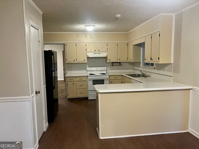Building Photo - 6953 Lodgepole Dr