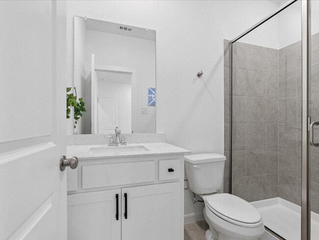 Building Photo - Spacious Home with Soaring Ceilings, Dual ...