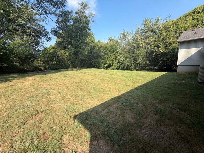 Building Photo - 1227 Rocky Hill Rd