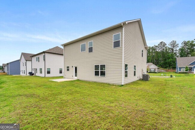 Building Photo - 228 Whitneys Wy