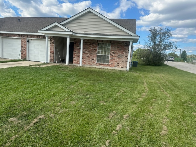 Building Photo - 1081 Clairise Ct