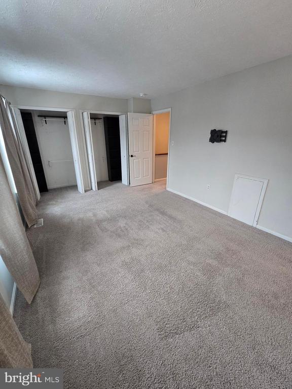 Building Photo - 6113 Tapir Pl