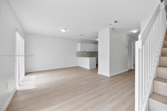 Building Photo - 16260 SW 97th St