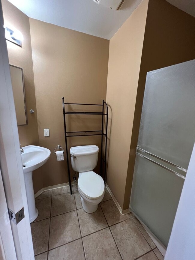 Building Photo - For Rent - [Avalon] 91-1030 Manaolana St. ...