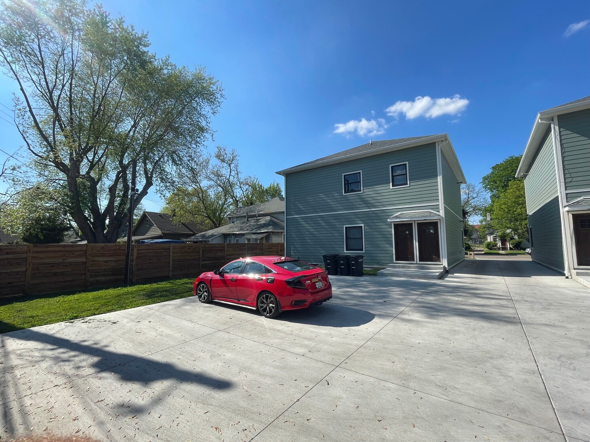 Building Photo - 1909 Greenbush St