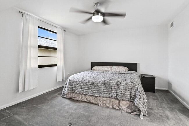 Building Photo - 3507 Village Blvd