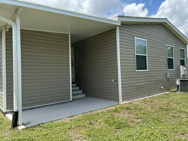 Building Photo - 456 Cecilia Dr