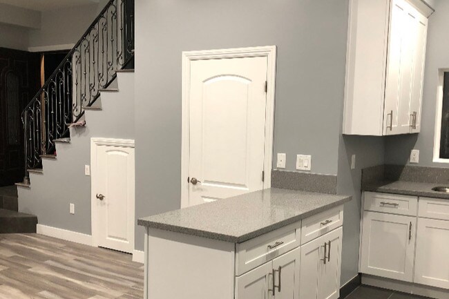 Building Photo - 12658 Welby Way