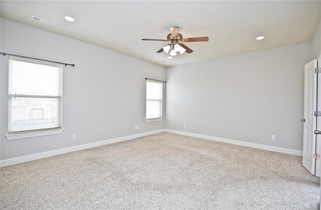 Building Photo - 1418 Gooseneck Ln