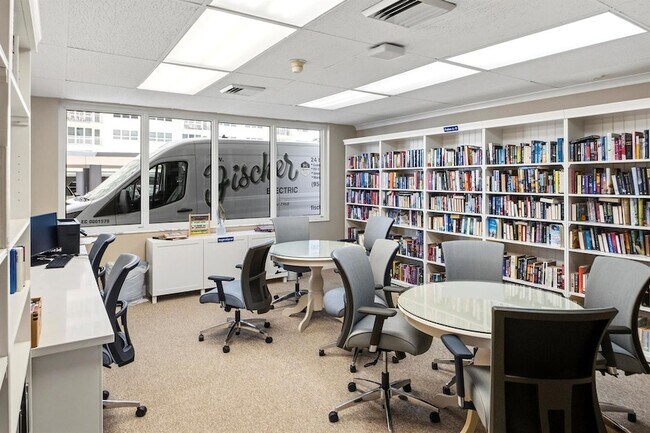 Building Photo - 111 N Pompano Beach Blvd