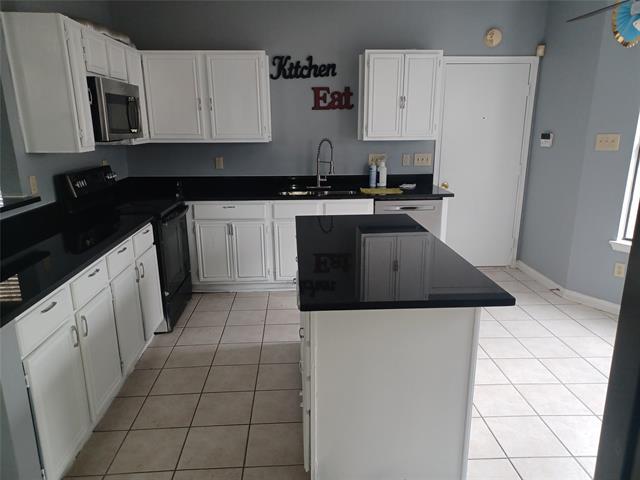 Building Photo - 2315 Cuesta Ln