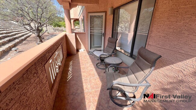 Building Photo - 3 Bedrooms, 2.5 Baths and a Two Car Garage