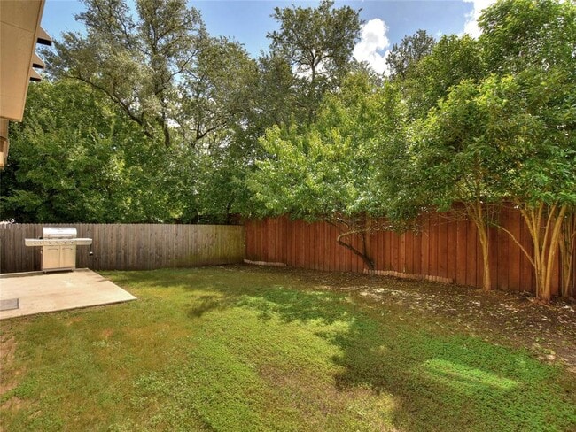 Building Photo - 7709 Menchaca Rd