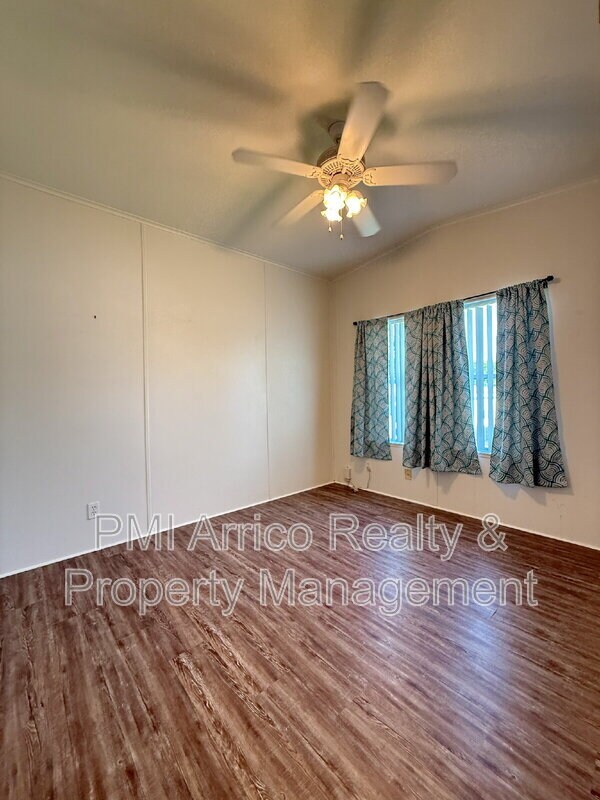 Building Photo - 3515 Zephyr Ln