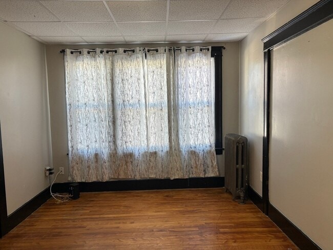 Building Photo - 26 Catharine St