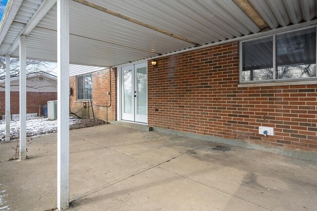 Building Photo - 6028 Leycross Dr