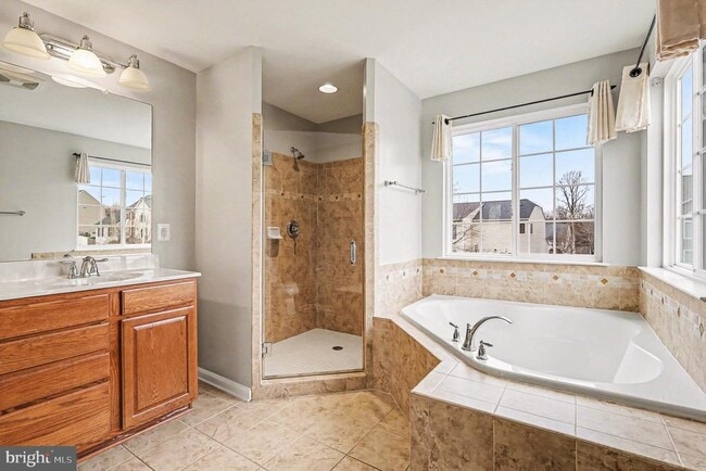 Building Photo - 14324 Meagan Loop