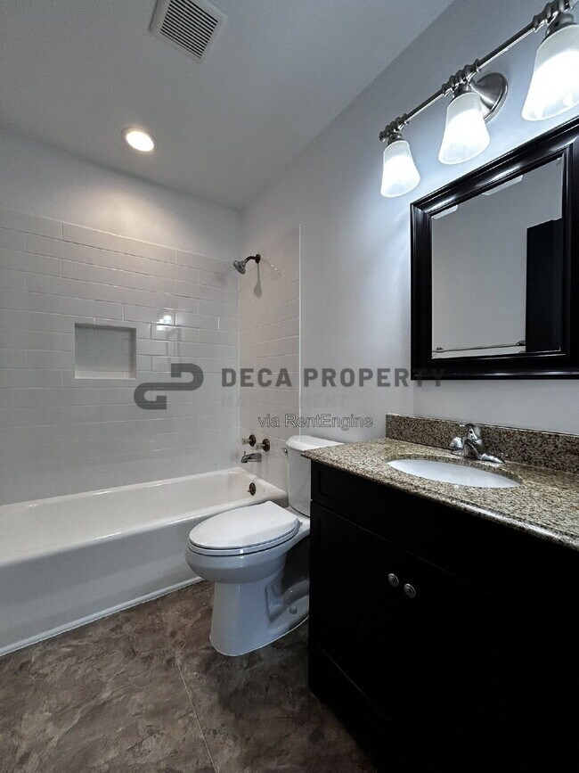 Building Photo - 10922 Juniper Ct