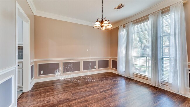 Building Photo - 15603 Twisting Springs Dr