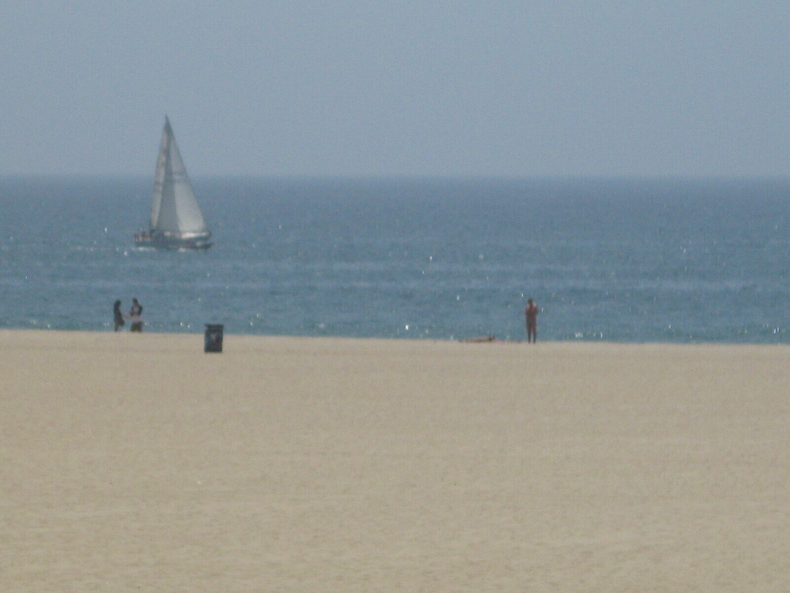 Building Photo - 421 Ocean Front Walk