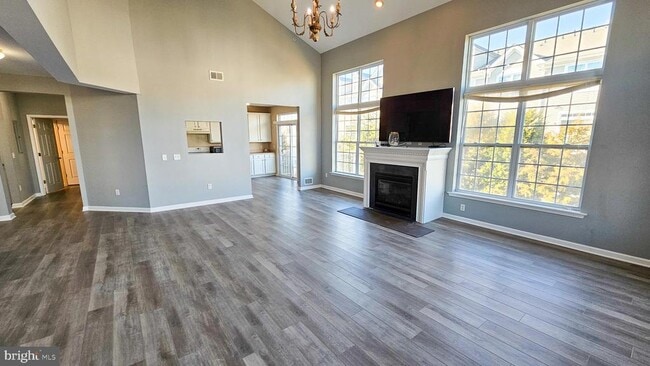 Building Photo - 51 Farrah Dr