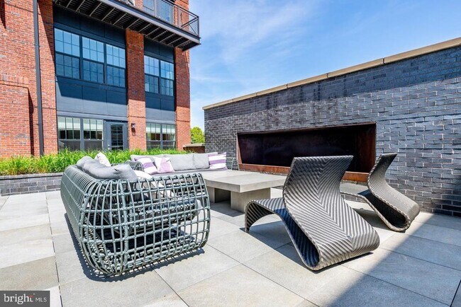 Building Photo - 502 Diamondback Dr