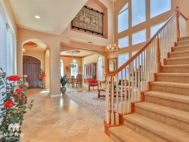 Building Photo - 2914 Carrillo Way