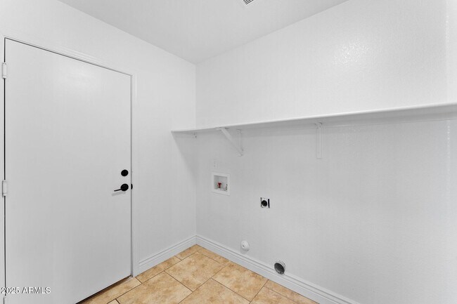 Building Photo - 11362 E Emelita Ave