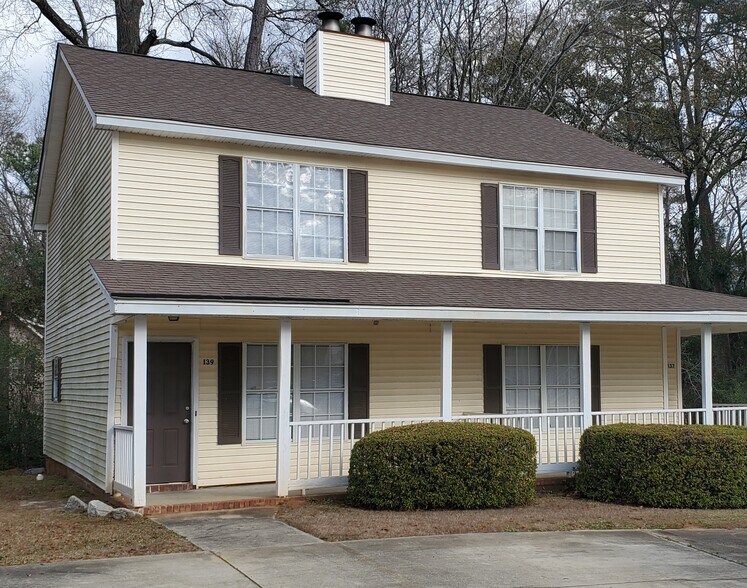 Building Photo - 139 Country Town Dr