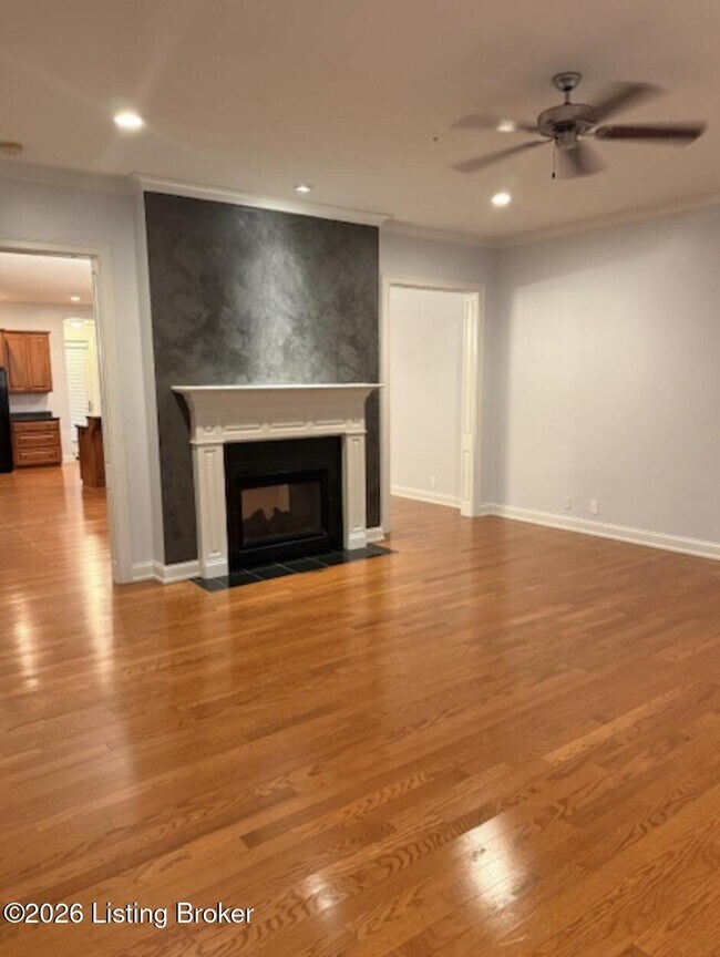 Building Photo - 9422 Norton Commons Blvd