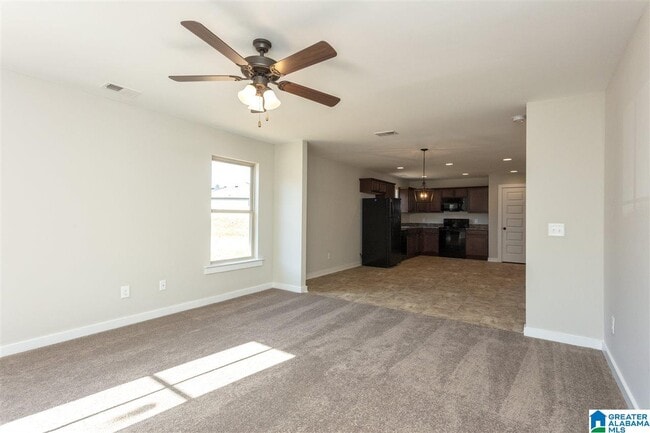 Building Photo - 370 Deer Creek Way