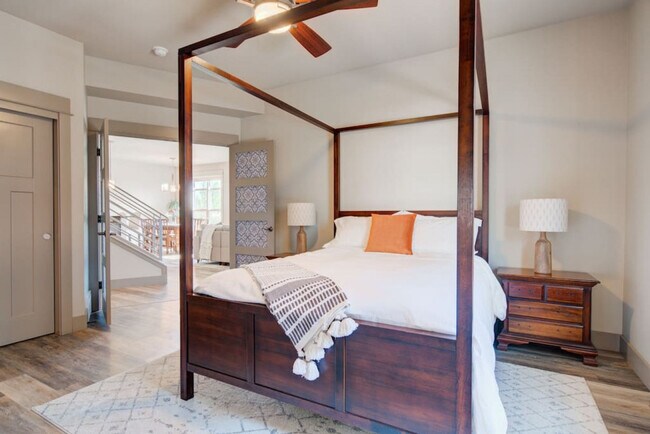 Building Photo - 2338 Gallatin Green Blvd