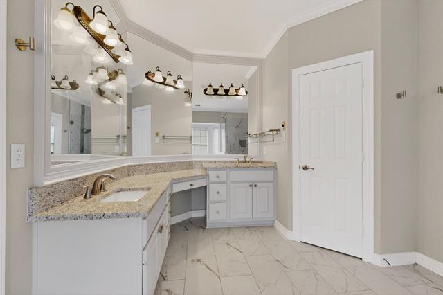 Building Photo - 1713 Water Lily Dr