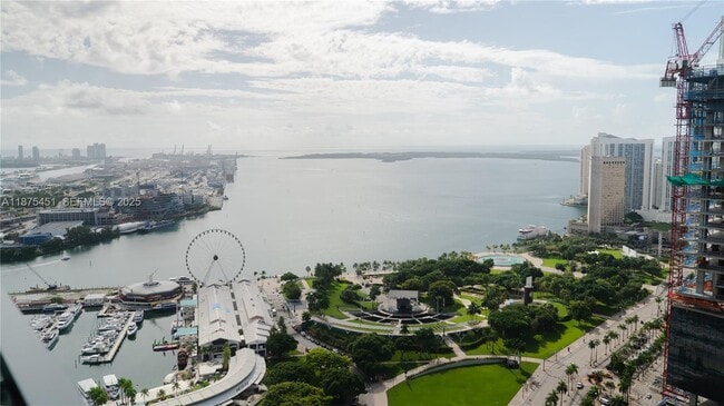 Building Photo - 398 NE 5th St