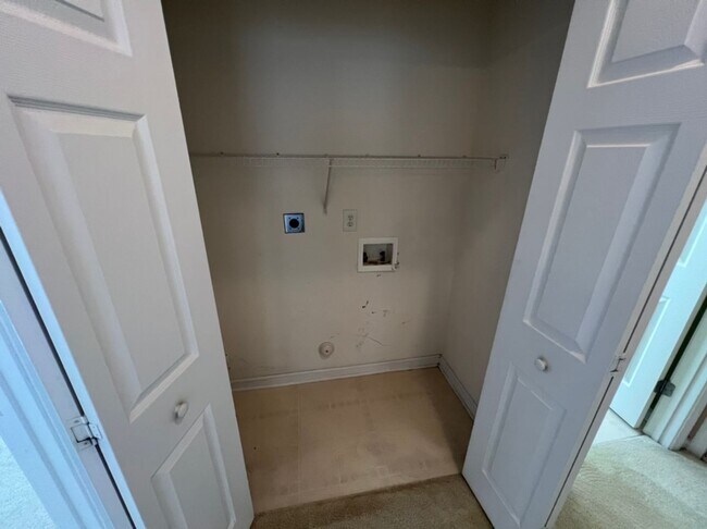 Building Photo - Cute Ranch Home near Southpoint and RTP