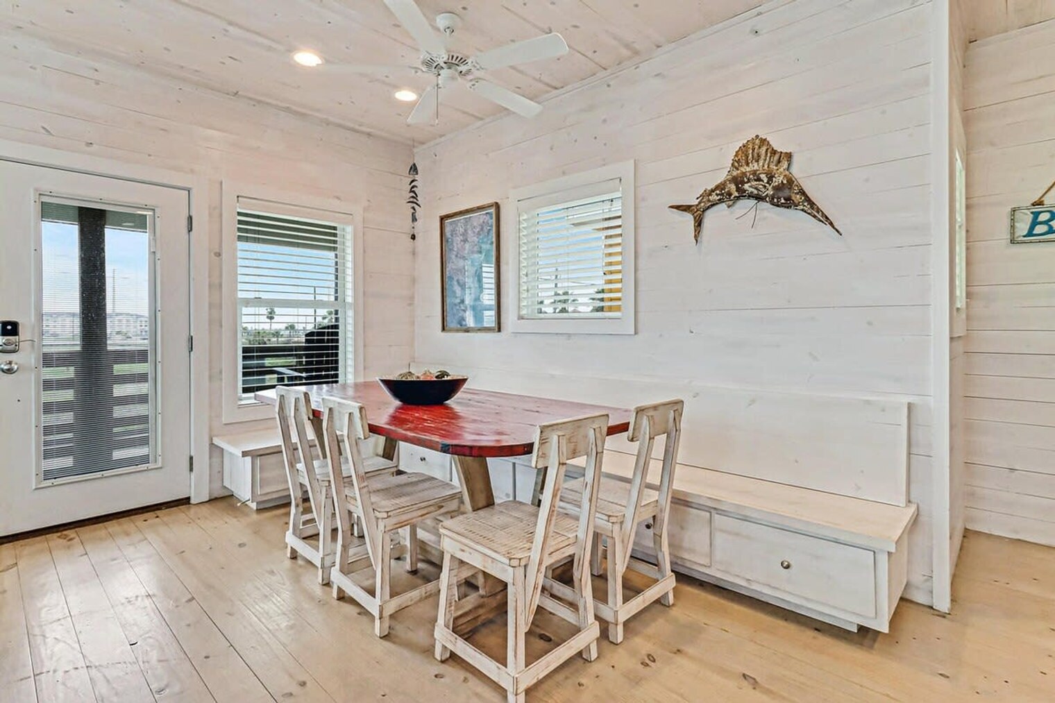 Building Photo - 2727 Eleventh Street-SI ID1023271P