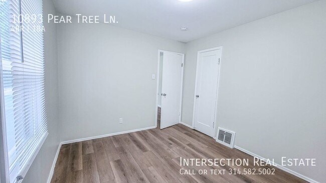 Building Photo - Completely Updated Four Bedroom in St. Ann...