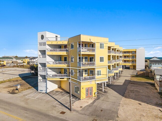 Building Photo - 302 Canal Dr
