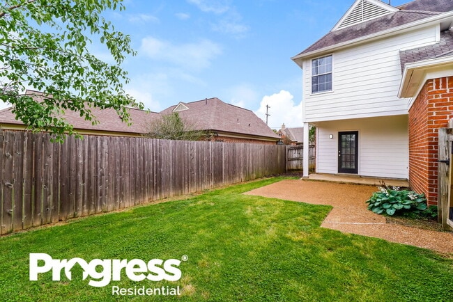 Building Photo - 8682 Overcup Oaks Dr