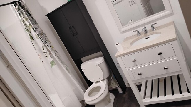 Building Photo - 1878 N Patchwork Ave