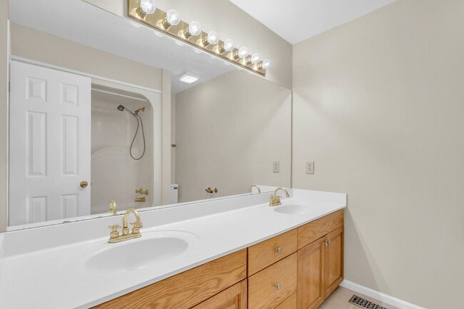 Building Photo - 4838 Rolling Meadows Ln