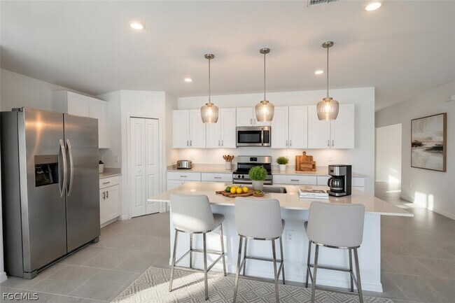 Building Photo - 17240 Cantu Ct