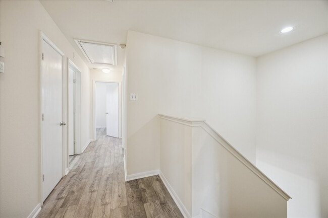 Building Photo - 8102 Fisher Glen Ln