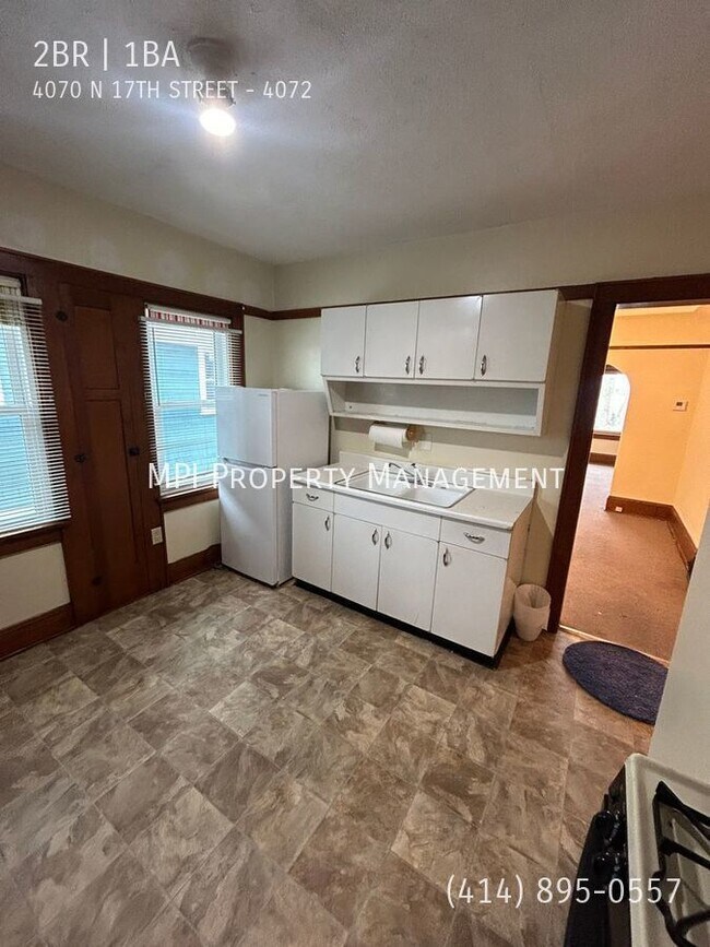 Building Photo - 4072 N 17th Street Upper 2BR