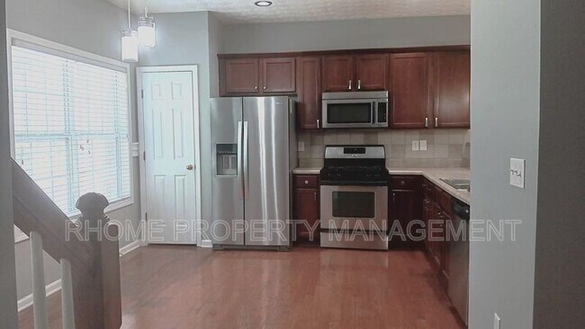 Building Photo - 756 Celeste Ln