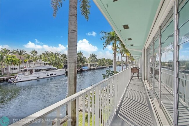 Building Photo - 180 Isle of Venice Dr